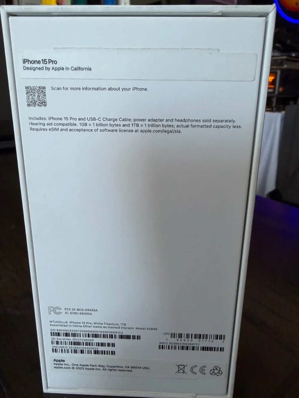 Apple iPhone 15 Pro 1 TB White Titanium Original Retail Box